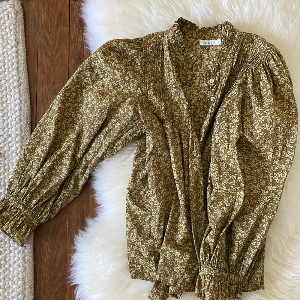 DOEN HATTIE TOP -- GOLD WINTER MEADOW